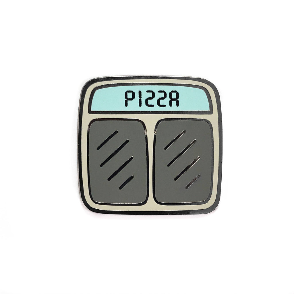 Pizza Scale Golf Ball Marker with Magnetic Hat Clip: Hang Tab