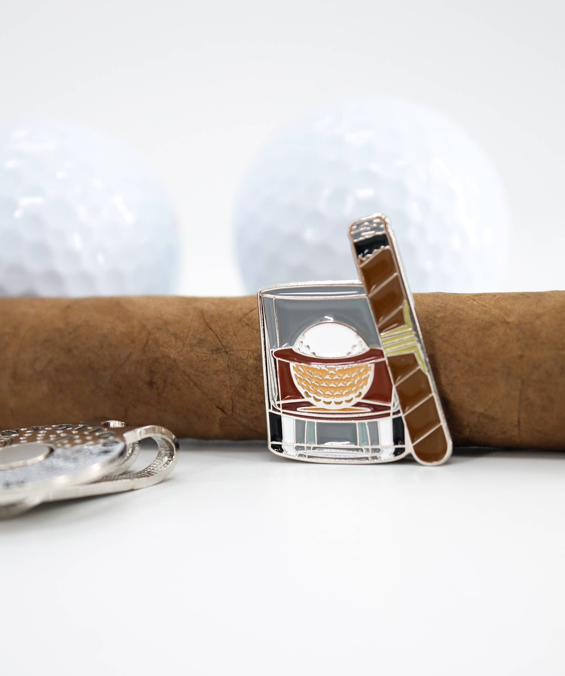 Whiskey & Cigar Ball Marker